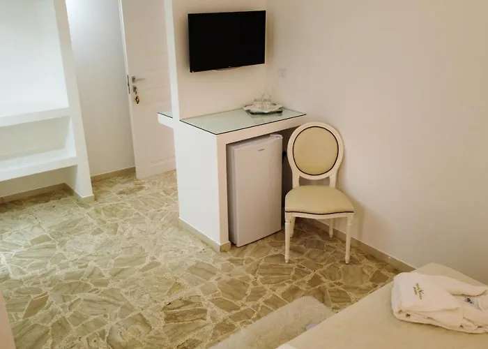 Dimora Terranostra&spa לינה וארוחת בוקר 4*